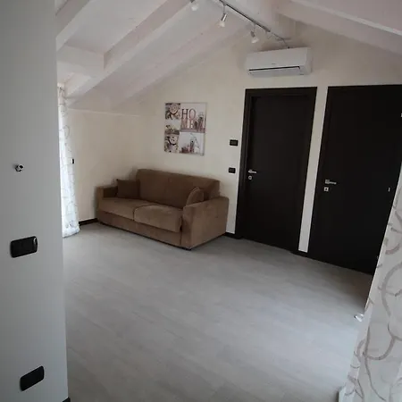 Colombo Apartman *
